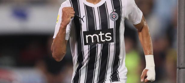 华体会地址-意甲联赛因疫情暂停，球员休息调整