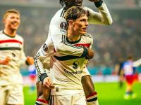 华体会平台-曼联战胜对手，晋级欧冠淘汰赛之路