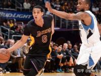 华体会娱乐-爵士队接受社区服务奖项表彰