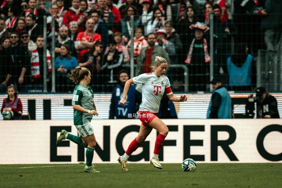 中国国家队球员参观德甲联赛