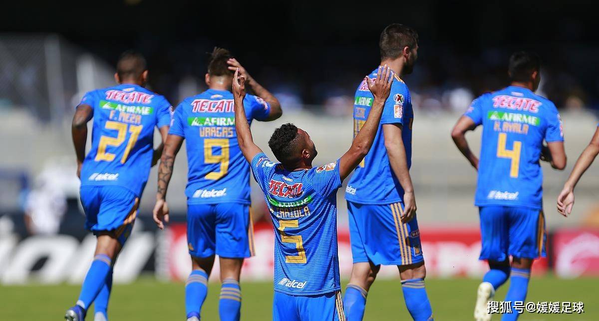 墨尔本足球队在比赛中展现出强大实力