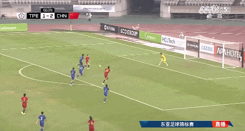 球员团结应对意外，女足比赛惊险不断的简单介绍