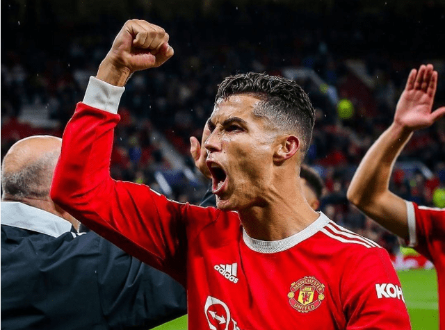 法兰克福客场大捷，取得战况领先的简单介绍