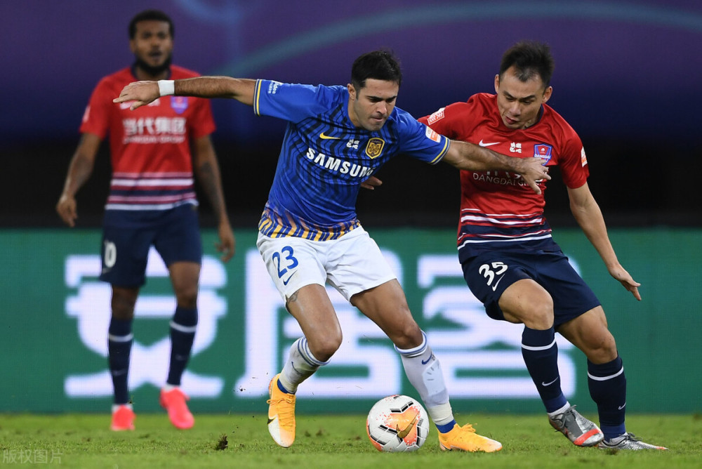 包含苏宁主场被逼平，积分榜排名下滑的词条