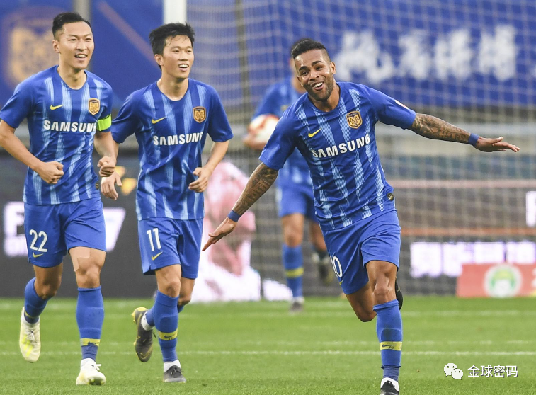 包含苏宁主场被逼平，积分榜排名下滑的词条