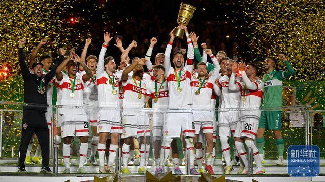 德国球队在世界锦标赛中获胜