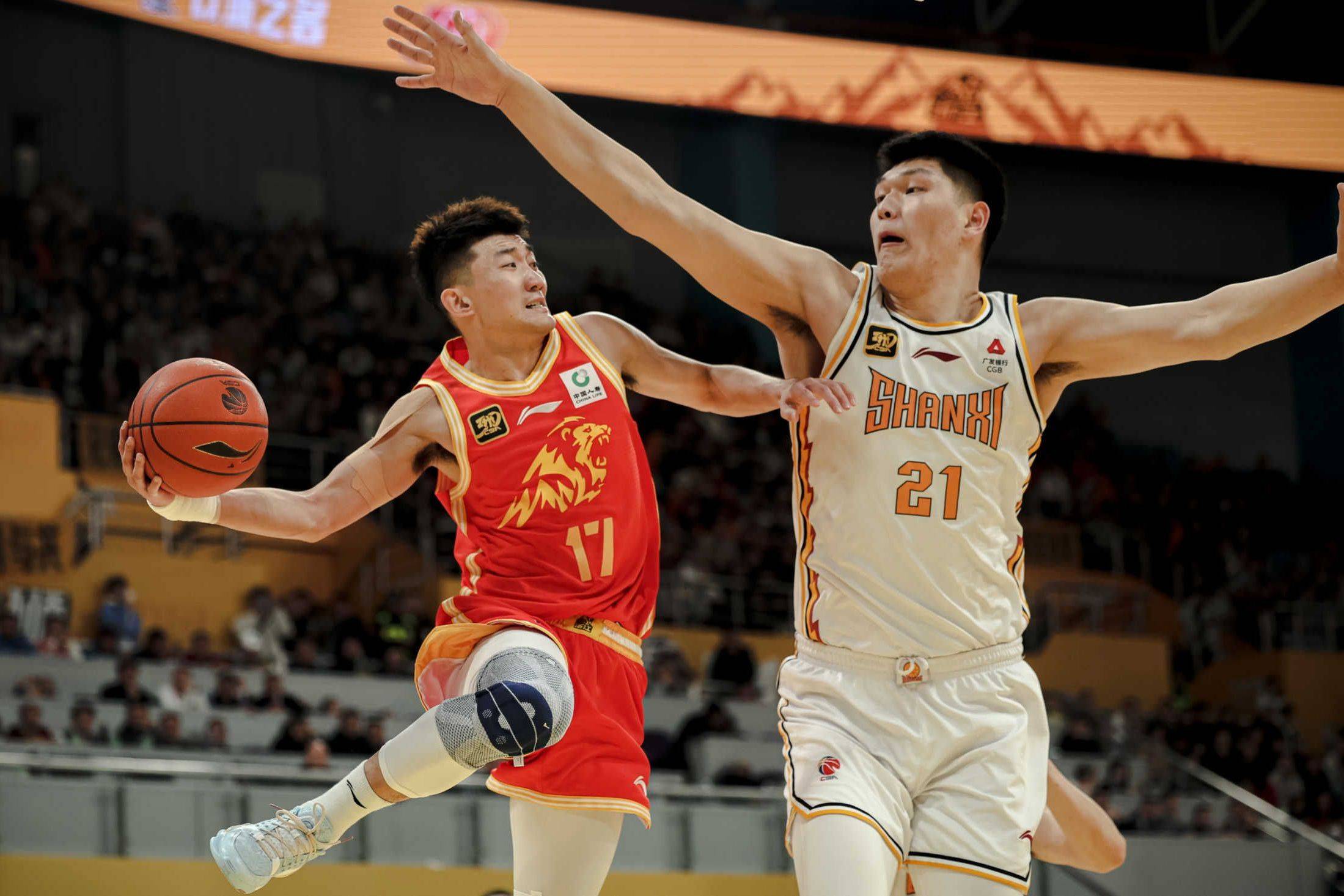 关于季后赛氛围渐浓，各队积极备战迎接挑战的信息