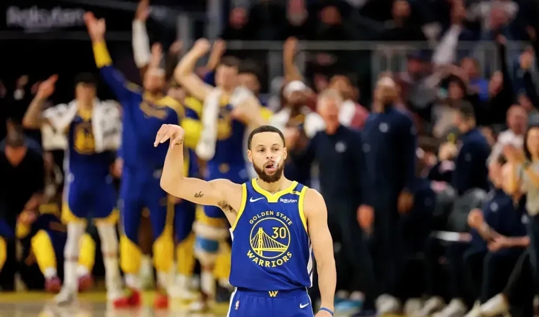 勇士不敌掘金,库里空砍27分的简单介绍 勇士不敌掘金,库里空砍27分的简单介绍