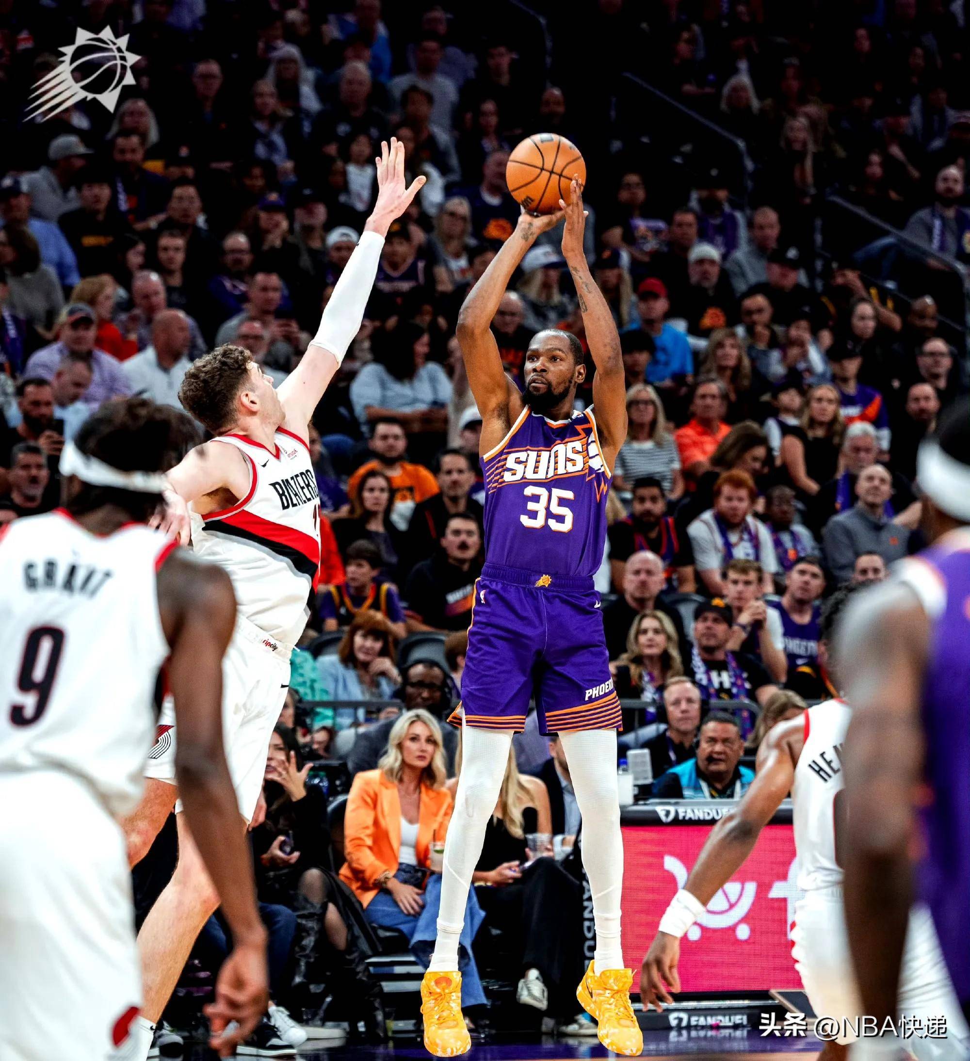 包含快船新援上演关键抢断,助球队逆袭的词条 包含快船新援上演关键抢断,助球队逆袭的词条